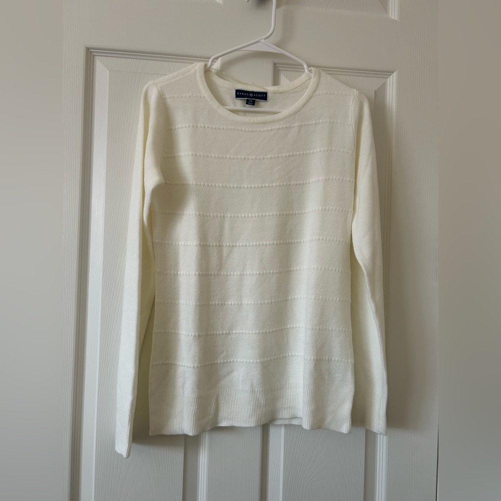 Karen Scott Cream Crew Neck Sweater with Textured Pattern